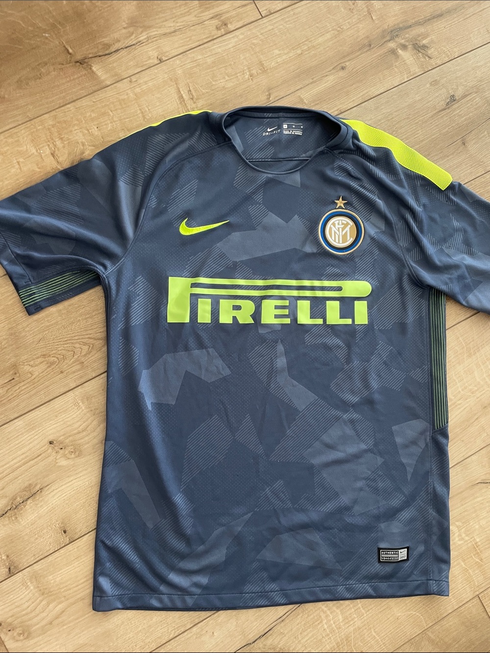 Nike Inter Milan 2017/18 Third Jersey Camo Volt - Size M (Authentic)